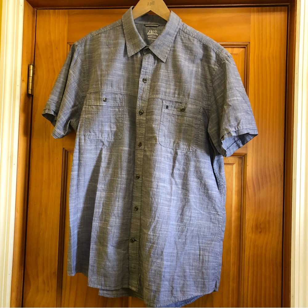 Men's IZOD Shirt Size Large / Saltwater Relaxed Fit / Blue Short Sleeves